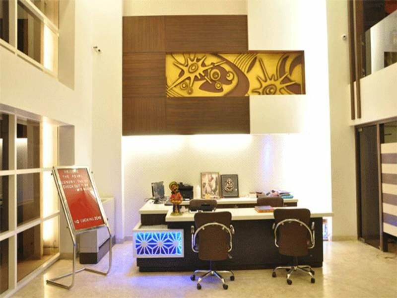 The Pearl Hotel New Delhi Buitenkant foto